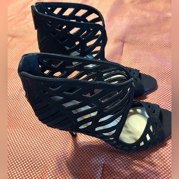 BCBGeneration Shoes - New BCBGeneration Black Cutout Heels